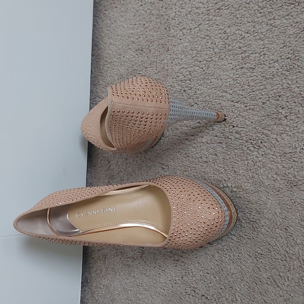 Womens heels